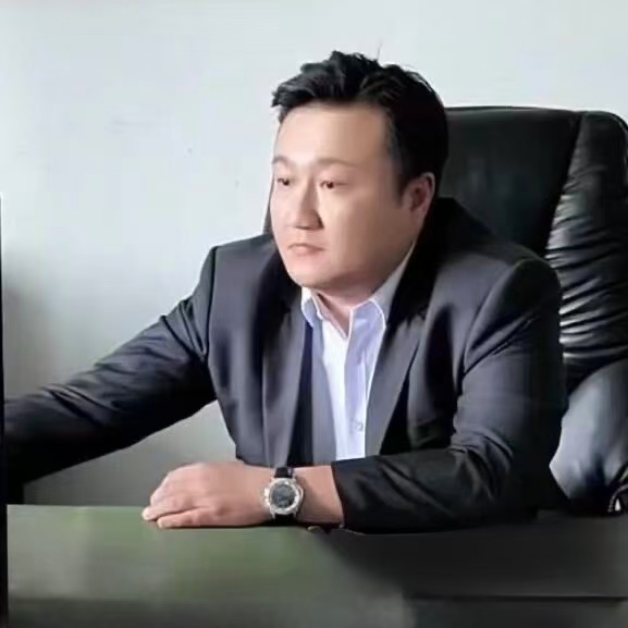 梁駿曦 梁駿曦 Leung Chon Hei 嬴氏美創辦人 Ravi Charming Founder